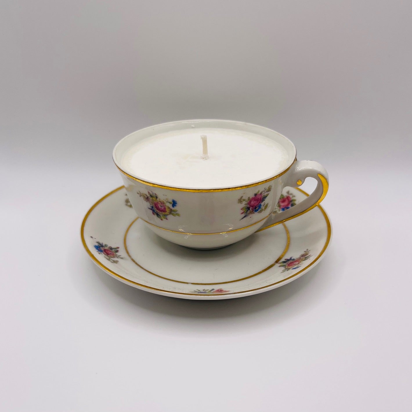 Bougie Tasse porcelaine ancienne, décor petites fleurs