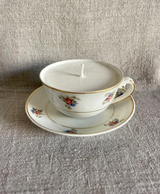 Tasse porcelaine petites fleurs