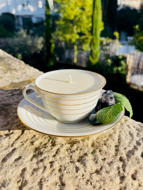 Bougie Tasse porcelaine blanche et dorée